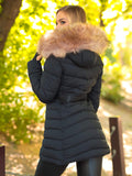 Karcsúsított meleg női fekete télikabát barna prémmel