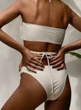 Perla Twist Bikini – Gyöngydíszes pántos szett
