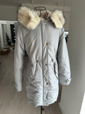 PRÉMIUM csupa bunda szürke parka kabát levehető prémmel
