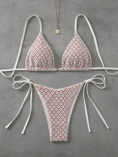 Ruby Sands – hímzett háromszög bikini bordó alapon