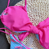 Flamingós, tangás bikini