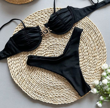 Soléa Fekete Bikini – Arany Nap Díszítéssel