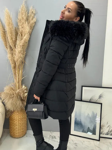 Meleg pufi csinos télikabát levehető fekete kapucniprémmel