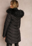 Karcsúsított középhosszú meleg női fekete télikabát fekete szőrrel