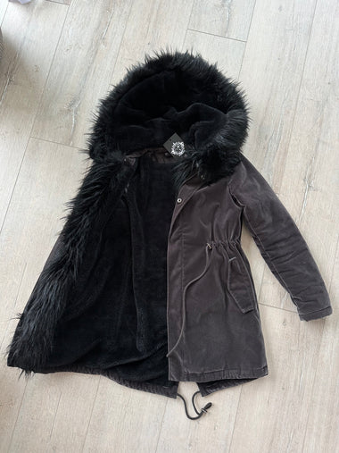 PRÉMIUM bársonyos szürke óriás kapucnis meleg női parka kabát