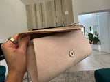 Keményfalú elegáns női kistáska, clutch -bézs lakk és művelúr / utolsó darab