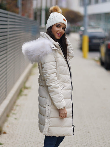 Vastag, meleg törtfehér öves női télikabát