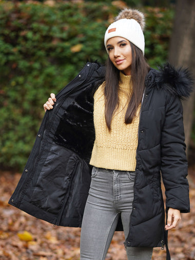 Extra meleg fekete télikabát övvel